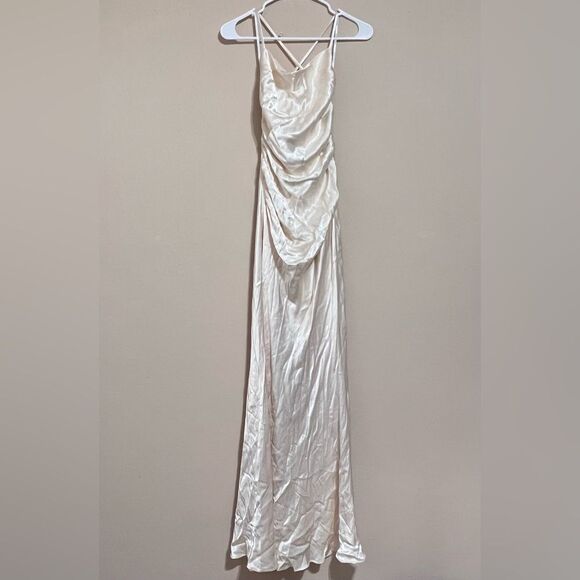 Shona Joy Cream Maxi Dress - Picture 3 of 16